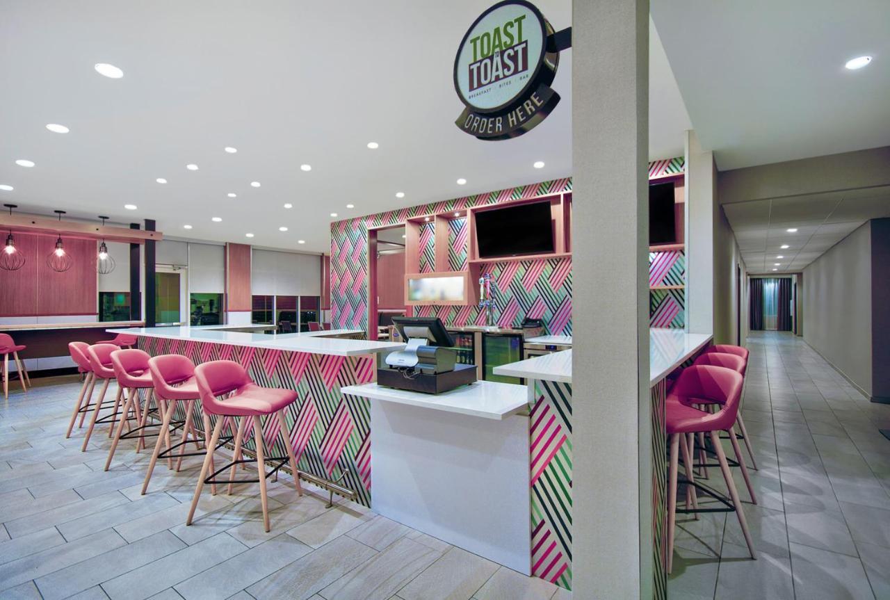 Holiday Inn - Erie By Ihg Kültér fotó